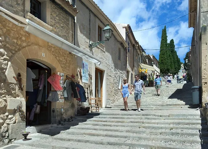 Owl Moragues - Surrounded By Nature *